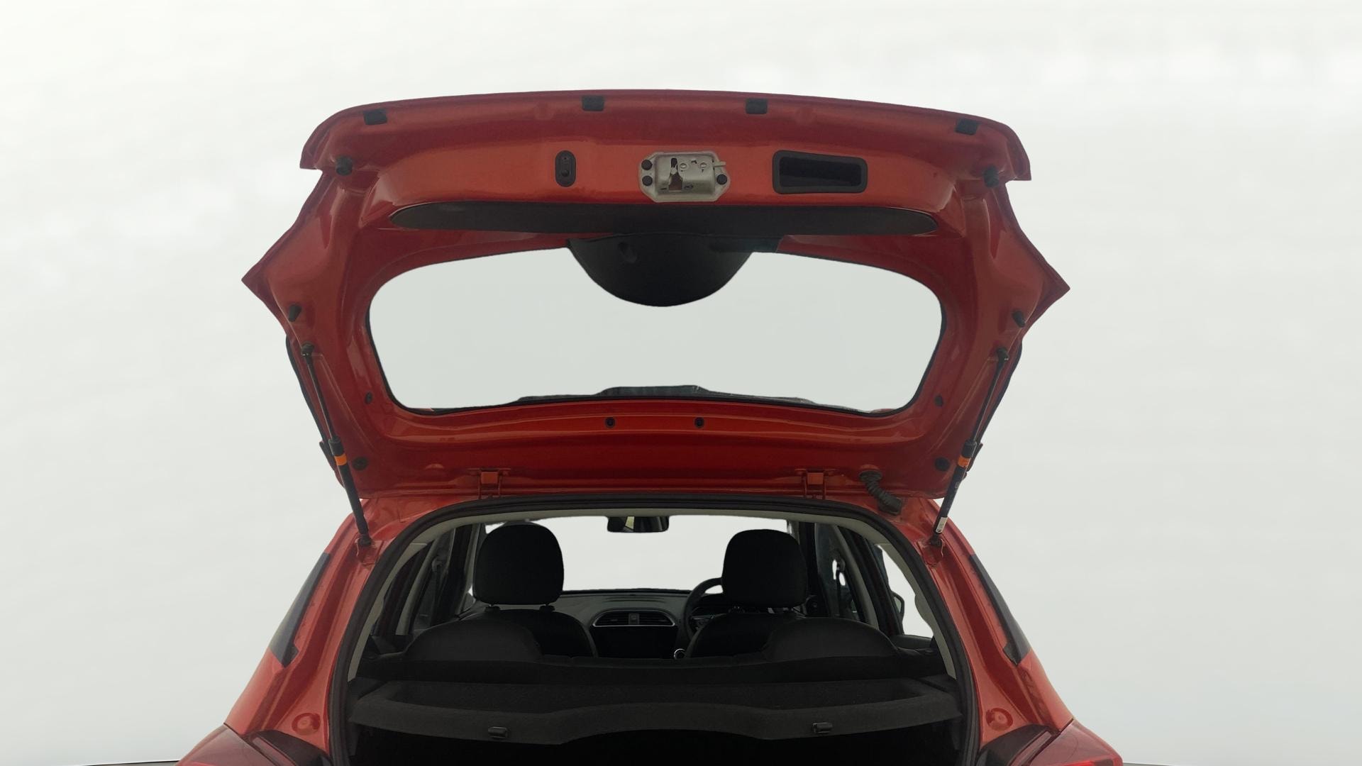 View 2023 Tata Tiago NRG XZ Revotron AMT Image 31 Used 2023 Tata Tiago NRG XZ Revotron AMT Image 31