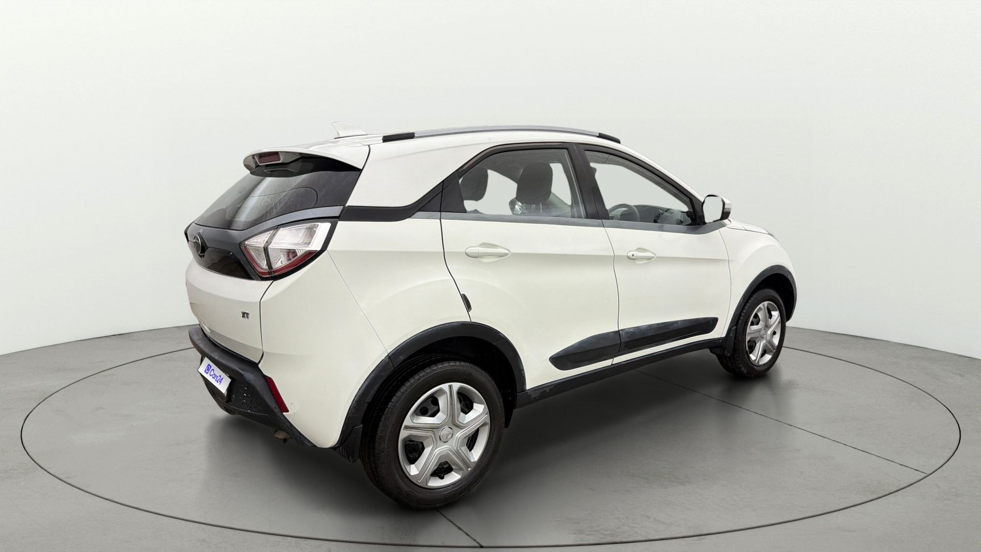 Used 2018 Tata Nexon Used 2018 Tata Nexon