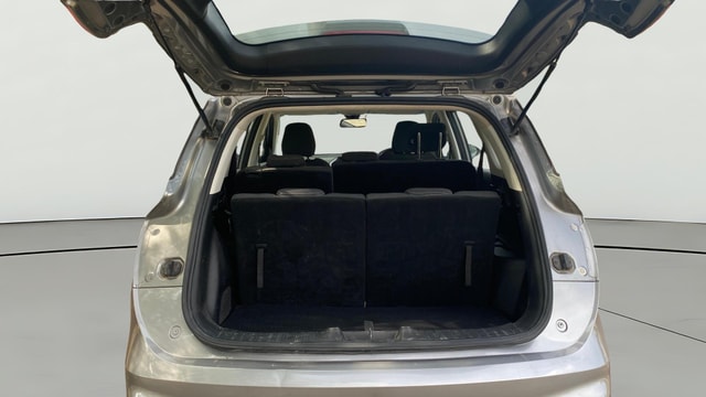 View MG Hector Plus Image 38 Used MG Hector Plus Image 38