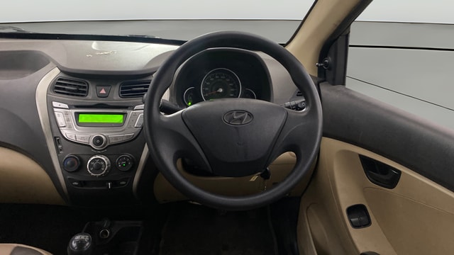 View Hyundai EON Image 20 Used Hyundai EON Image 20