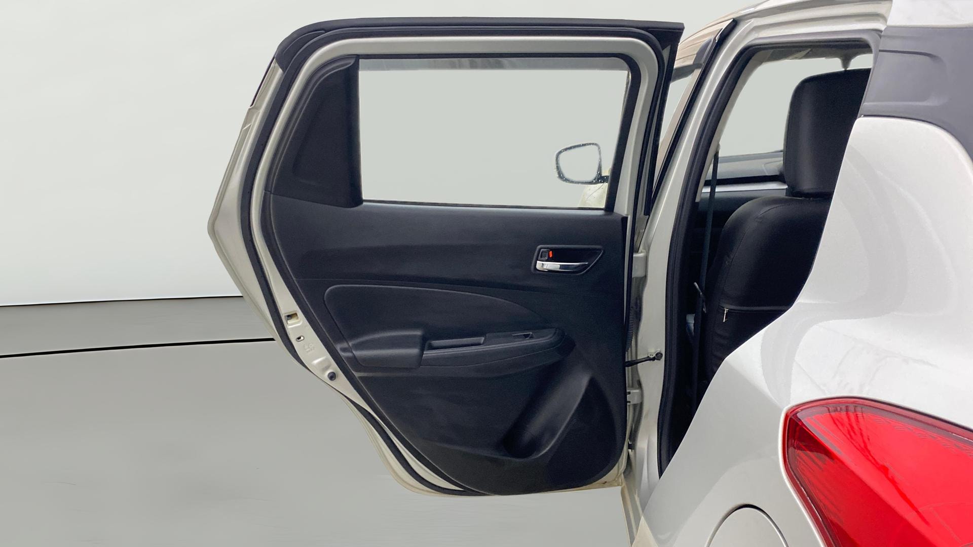 View 2021 Maruti Suzuki 1000 Base Variant Image 22 Used 2021 Maruti Suzuki 1000 Base Variant Image 22