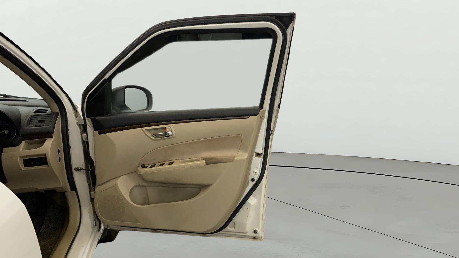 View 2015 Maruti Suzuki 1000 Base Variant Image 44 Used 2015 Maruti Suzuki 1000 Base Variant Image 44