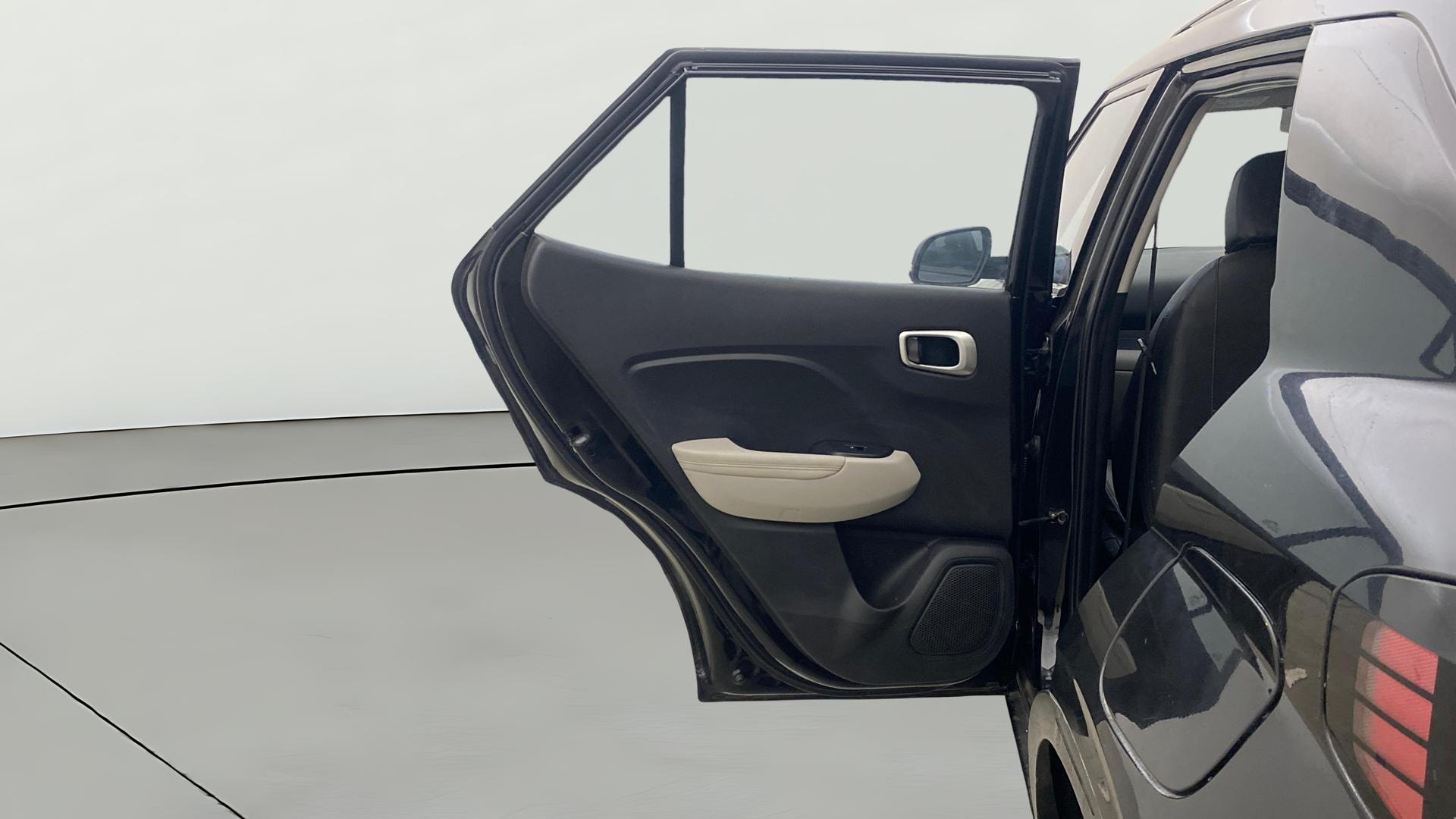 View 2023 Hyundai Venue SX (O) 1.0 Turbo Petrol DCT Image 14 Used 2023 Hyundai Venue SX (O) 1.0 Turbo Petrol DCT Image 14