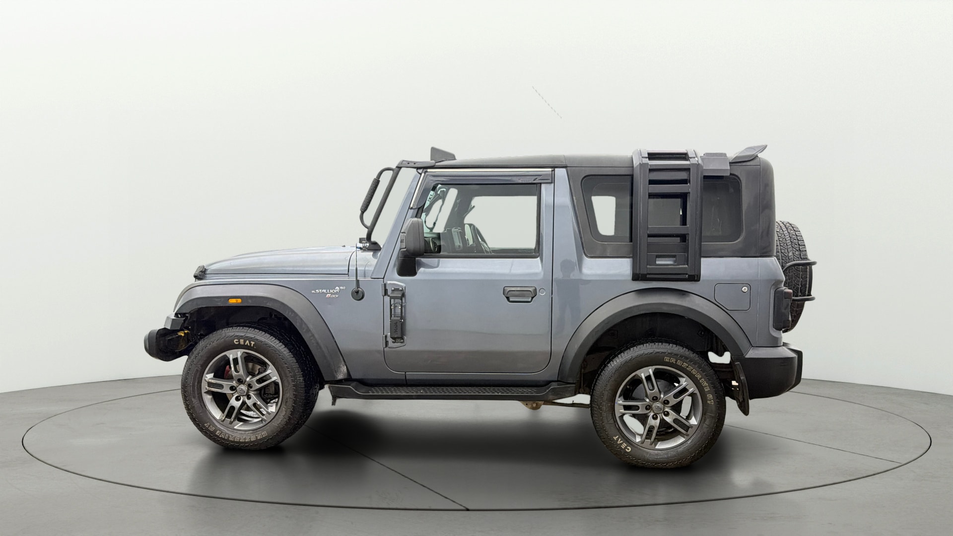 View 2021 Mahindra Thar AX Standard Manual Soft Top 6 Seater Image 6 Used 2021 Mahindra Thar AX Standard Manual Soft Top 6 Seater Image 6