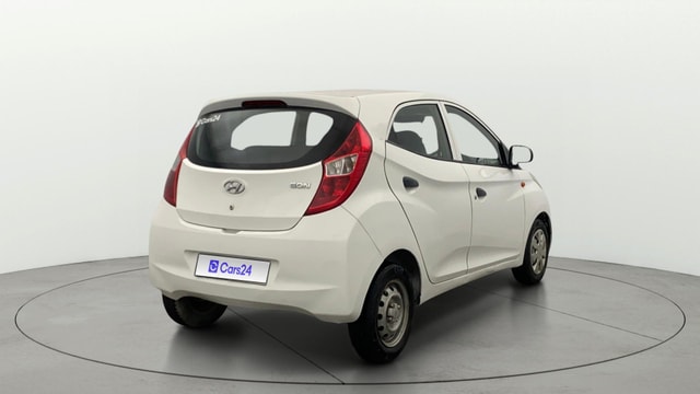 View Hyundai EON Image 41 Used Hyundai EON Image 41