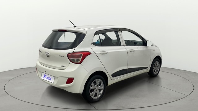 View Hyundai Grand i10 Image 42 Used Hyundai Grand i10 Image 42