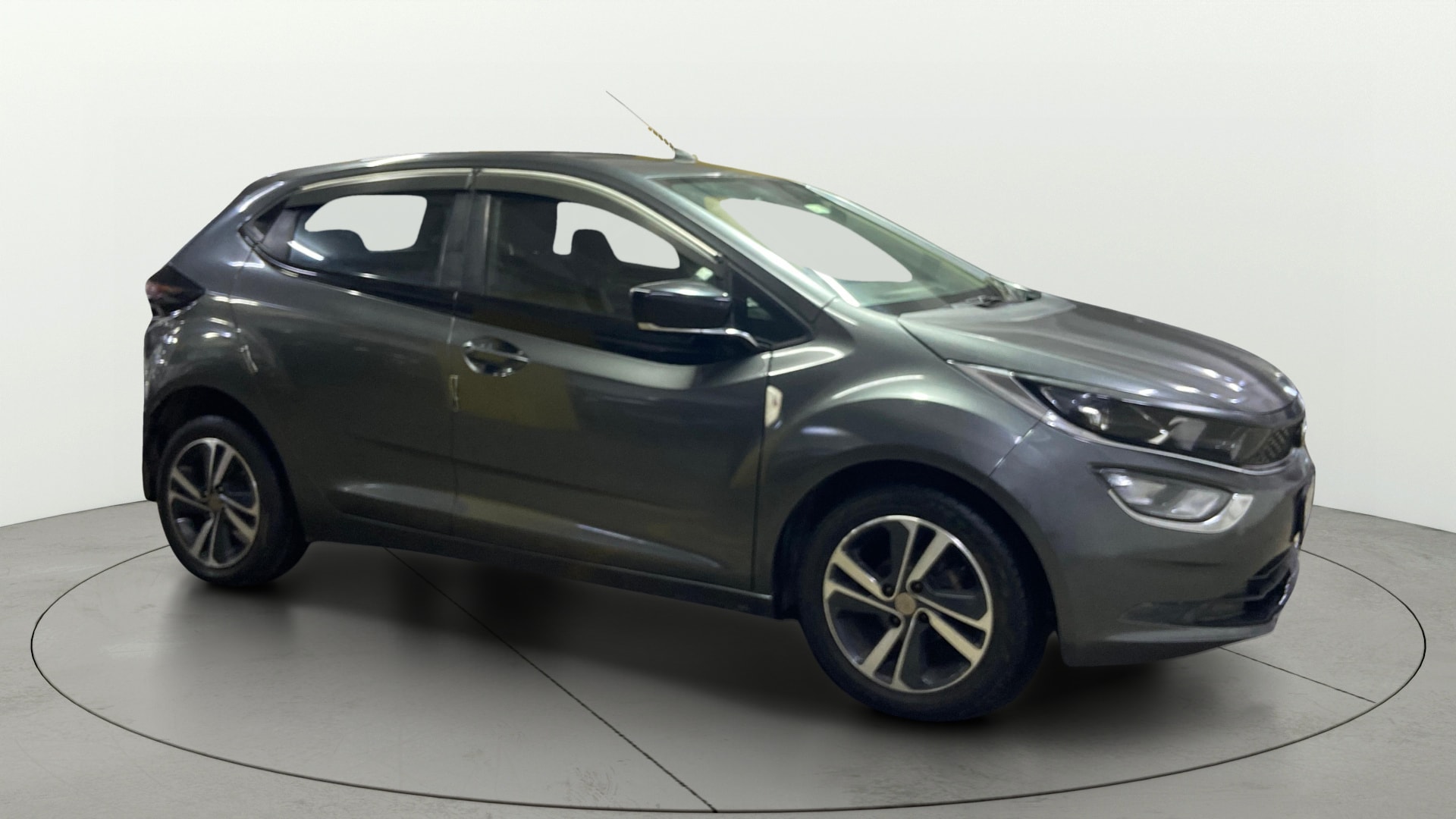 View 2022 Tata Altroz XZ Petrol Image 14 Used 2022 Tata Altroz XZ Petrol Image 14