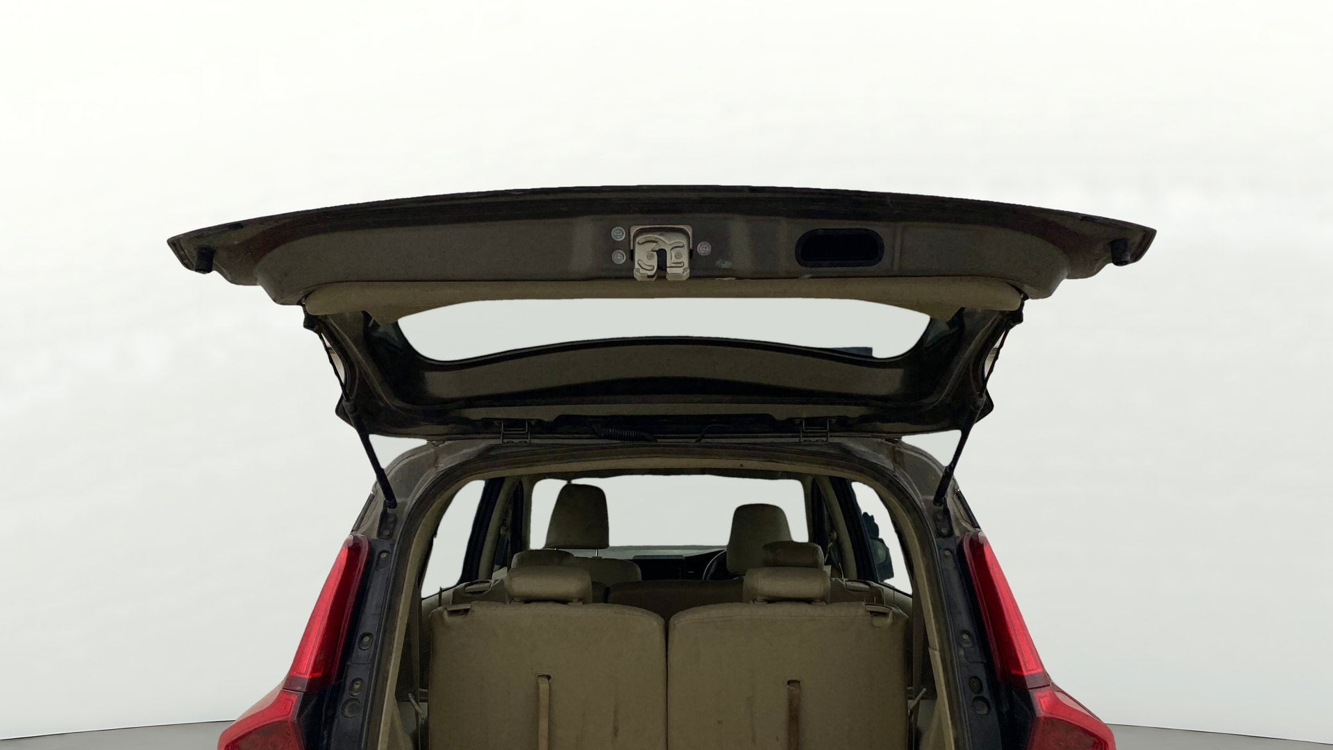 View 2019 Maruti Suzuki 1000 Base Variant Image 17 Used 2019 Maruti Suzuki 1000 Base Variant Image 17