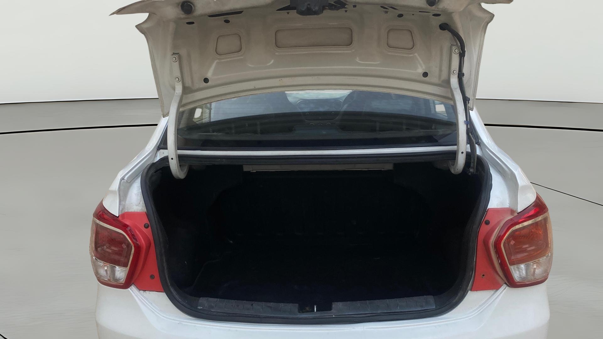 View 2014 Hyundai Xcent E Petrol Image 37 Used 2014 Hyundai Xcent E Petrol Image 37