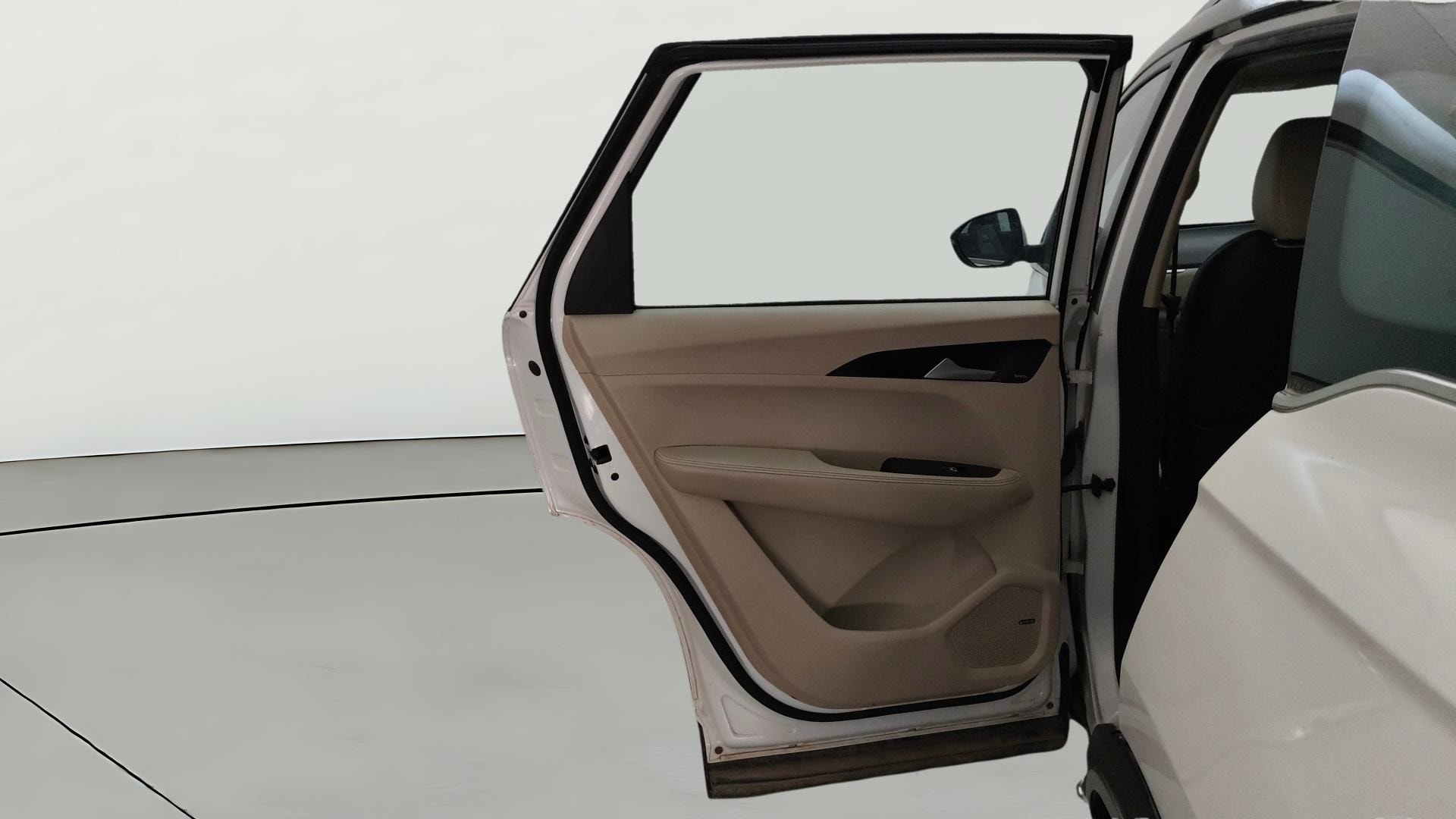 View 2021 MG Hector Sharp Diesel Image 23 Used 2021 MG Hector Sharp Diesel Image 23