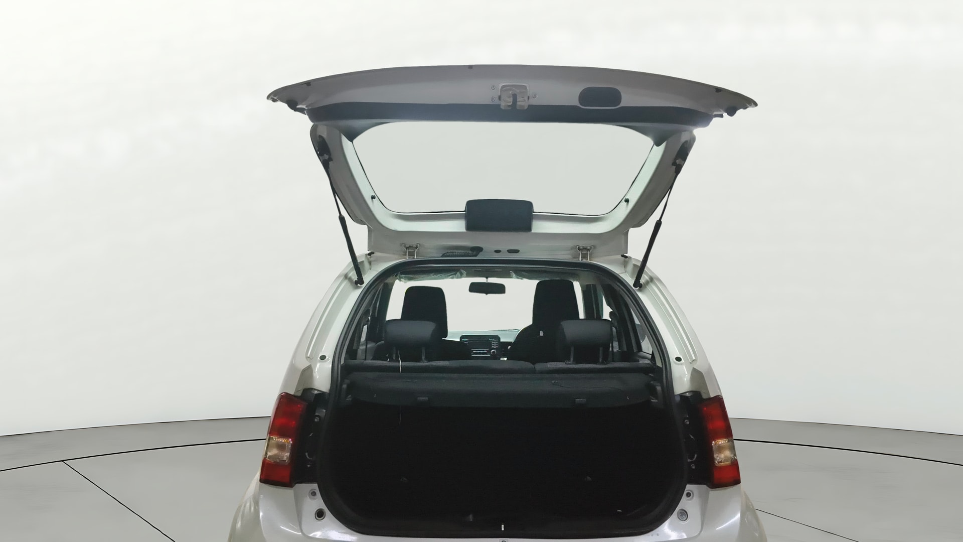 View 2019 Maruti Suzuki 1000 Base Variant Image 16 Used 2019 Maruti Suzuki 1000 Base Variant Image 16
