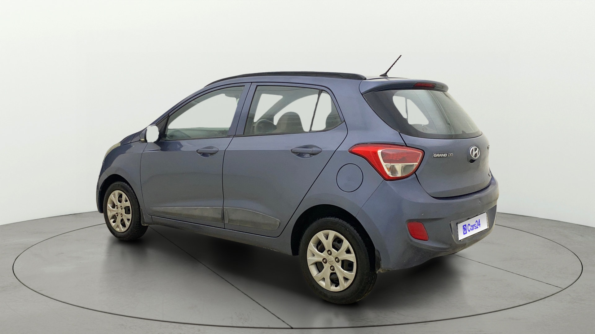 View 2015 Hyundai Grand i10 Sportz 1.2 Kappa Image 2 Used 2015 Hyundai Grand i10 Sportz 1.2 Kappa Image 2