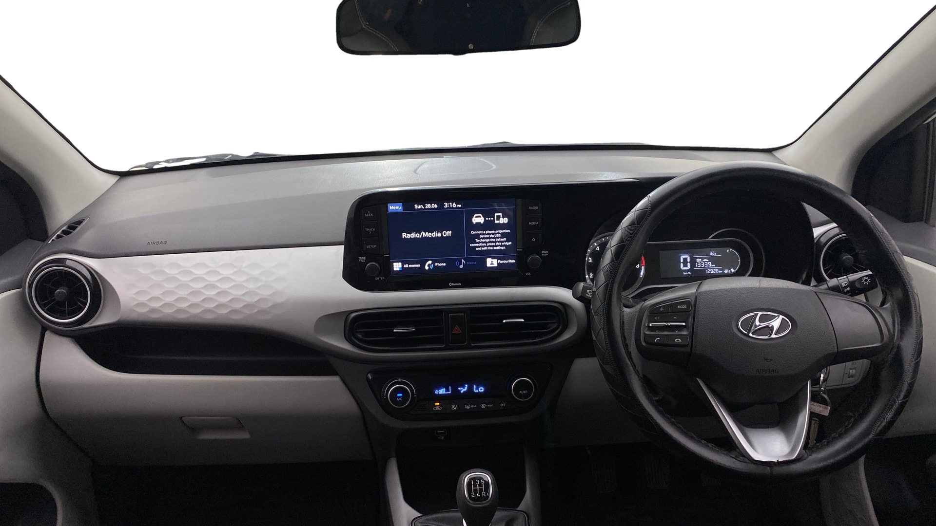 View 2022 Hyundai Grand i10 Nios Sportz Petrol Image 15 Used 2022 Hyundai Grand i10 Nios Sportz Petrol Image 15