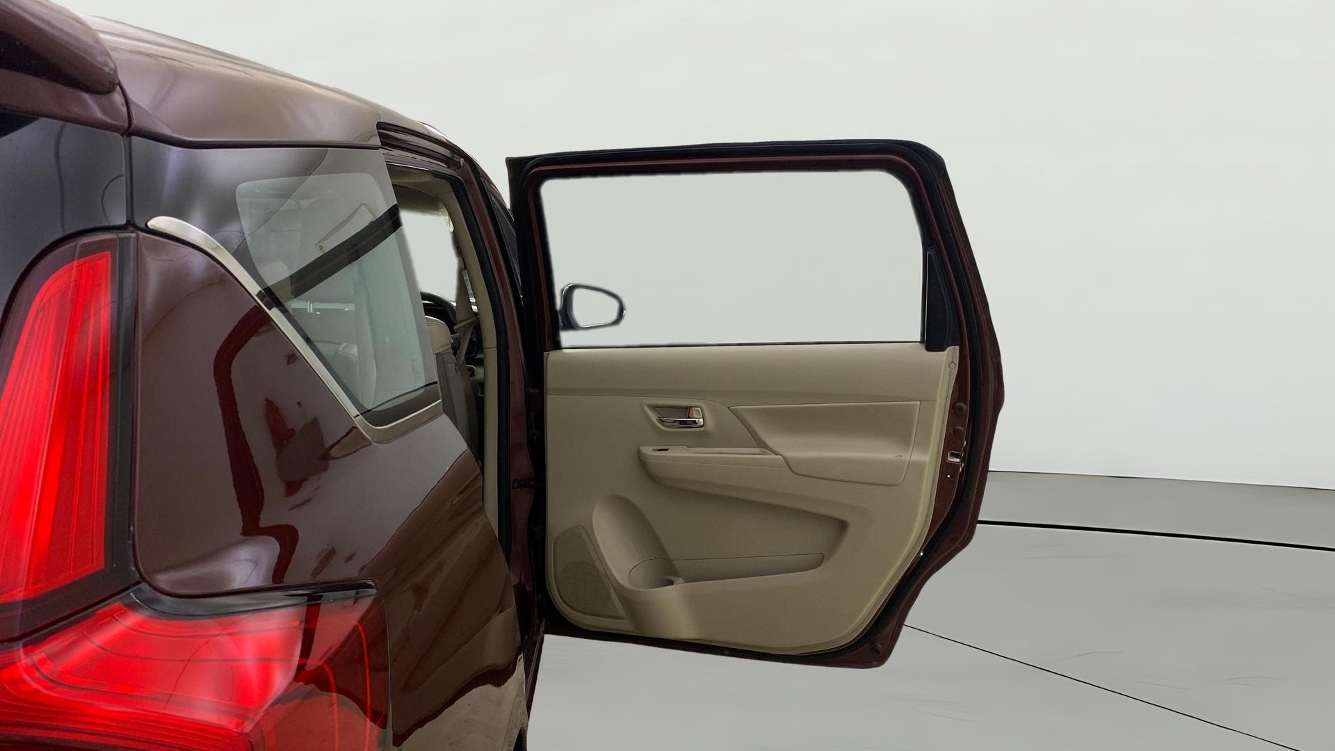 View 2022 Maruti Suzuki 1000 Base Variant Image 7 Used 2022 Maruti Suzuki 1000 Base Variant Image 7