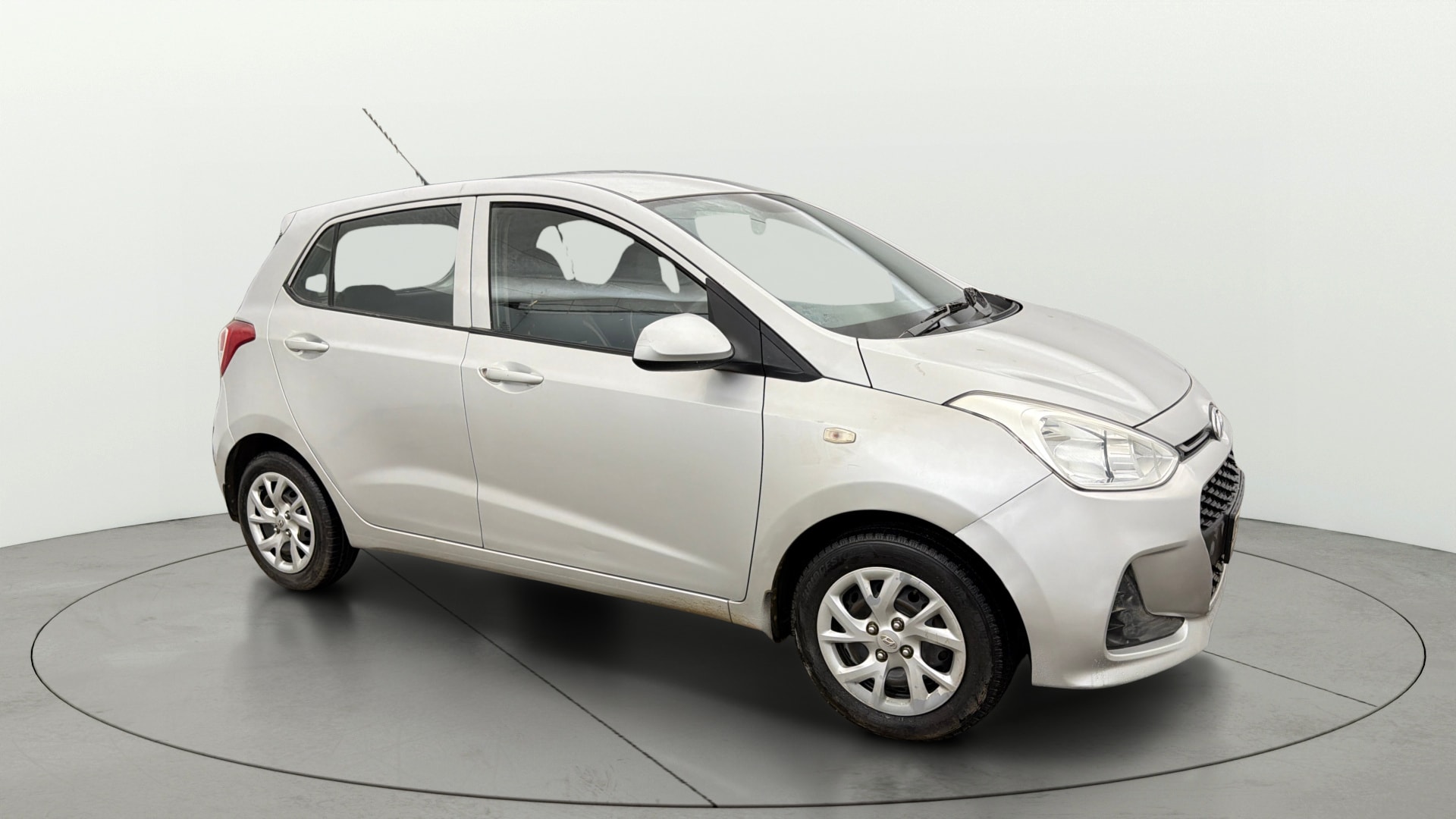 Used 2018 Hyundai Grand i10 Used 2018 Hyundai Grand i10