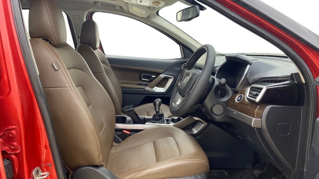 View Tata Harrier Image 18 Used Tata Harrier Image 18