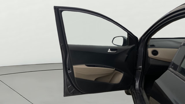 View Hyundai Grand i10 Image 30 Used Hyundai Grand i10 Image 30