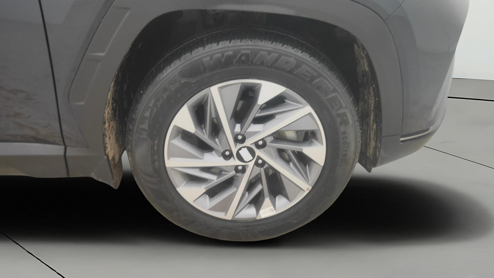 View 2024 Hyundai Tucson Signature 2.0 AT Petrol Image 42 Used 2024 Hyundai Tucson Signature 2.0 AT Petrol Image 42