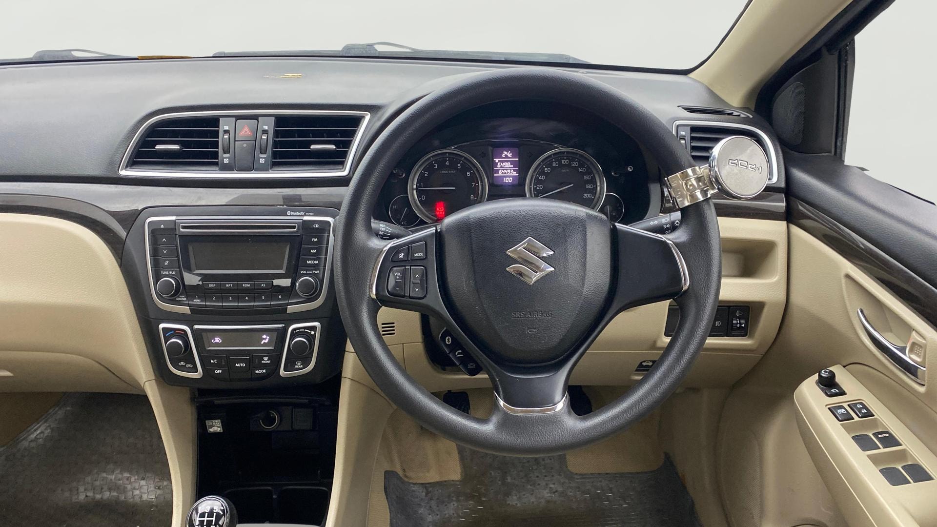 View 2017 Maruti Suzuki 1000 Base Variant Image 20 Used 2017 Maruti Suzuki 1000 Base Variant Image 20