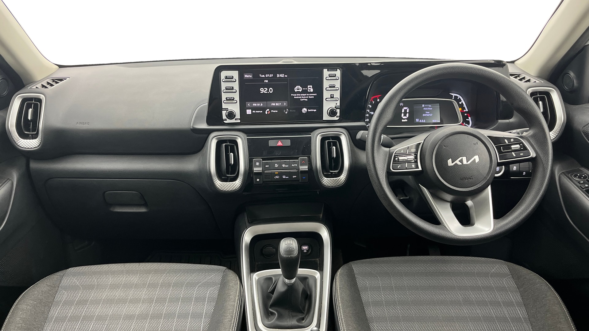 View 2023 Kia Sonet HTK Plus iMT Petrol Image 16 Used 2023 Kia Sonet HTK Plus iMT Petrol Image 16