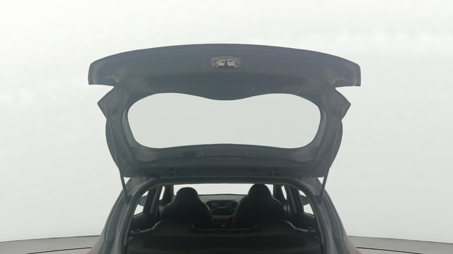 View Hyundai Grand i10 Image 16 Used Hyundai Grand i10 Image 16