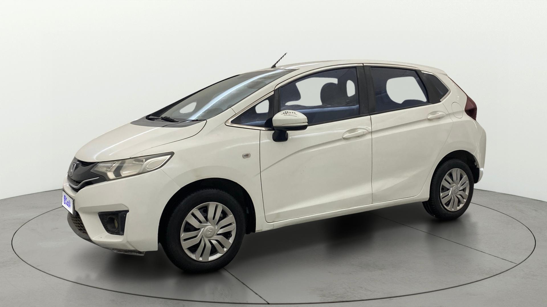View 2015 Honda Jazz E MT Diesel Image 34 Used 2015 Honda Jazz E MT Diesel Image 34