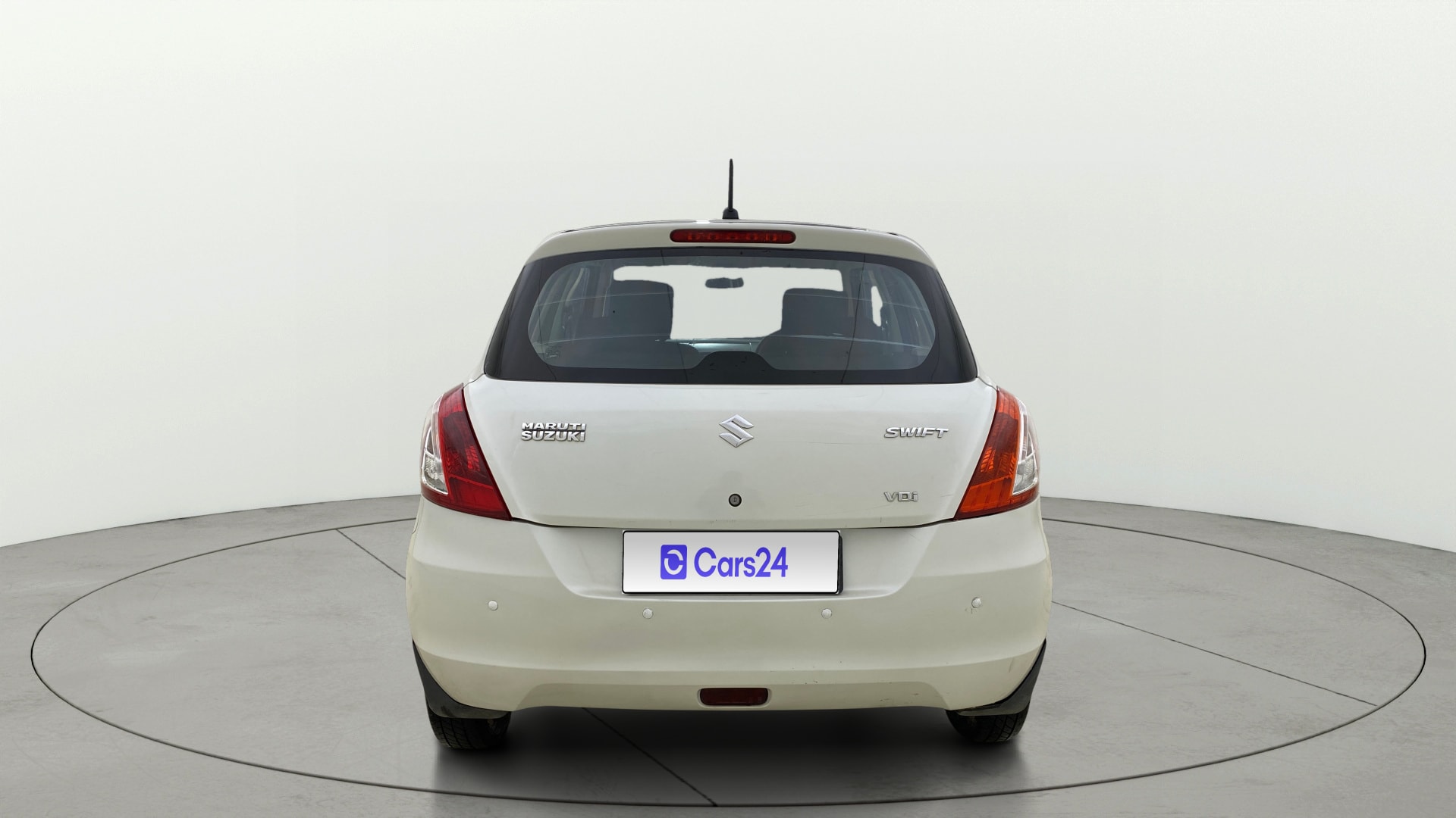 View 2017 Maruti Suzuki 1000 Base Variant Image 38 Used 2017 Maruti Suzuki 1000 Base Variant Image 38