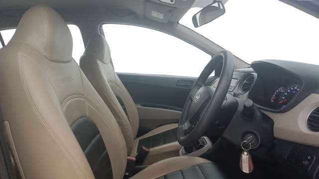 View Hyundai Grand i10 Image 30 Used Hyundai Grand i10 Image 30