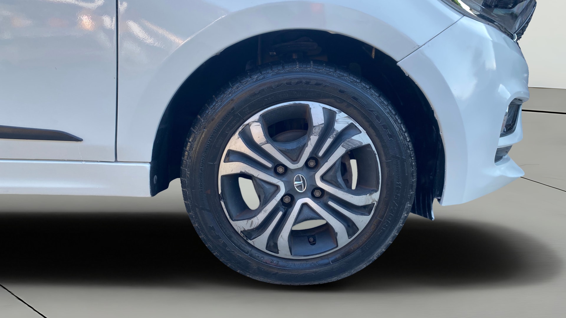 View 2020 Tata Tiago Revotorq XB Image 40 Used 2020 Tata Tiago Revotorq XB Image 40