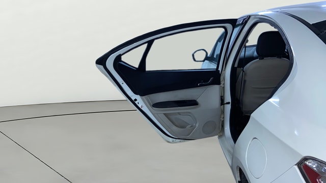 View Tata Tigor Image 22 Used Tata Tigor Image 22