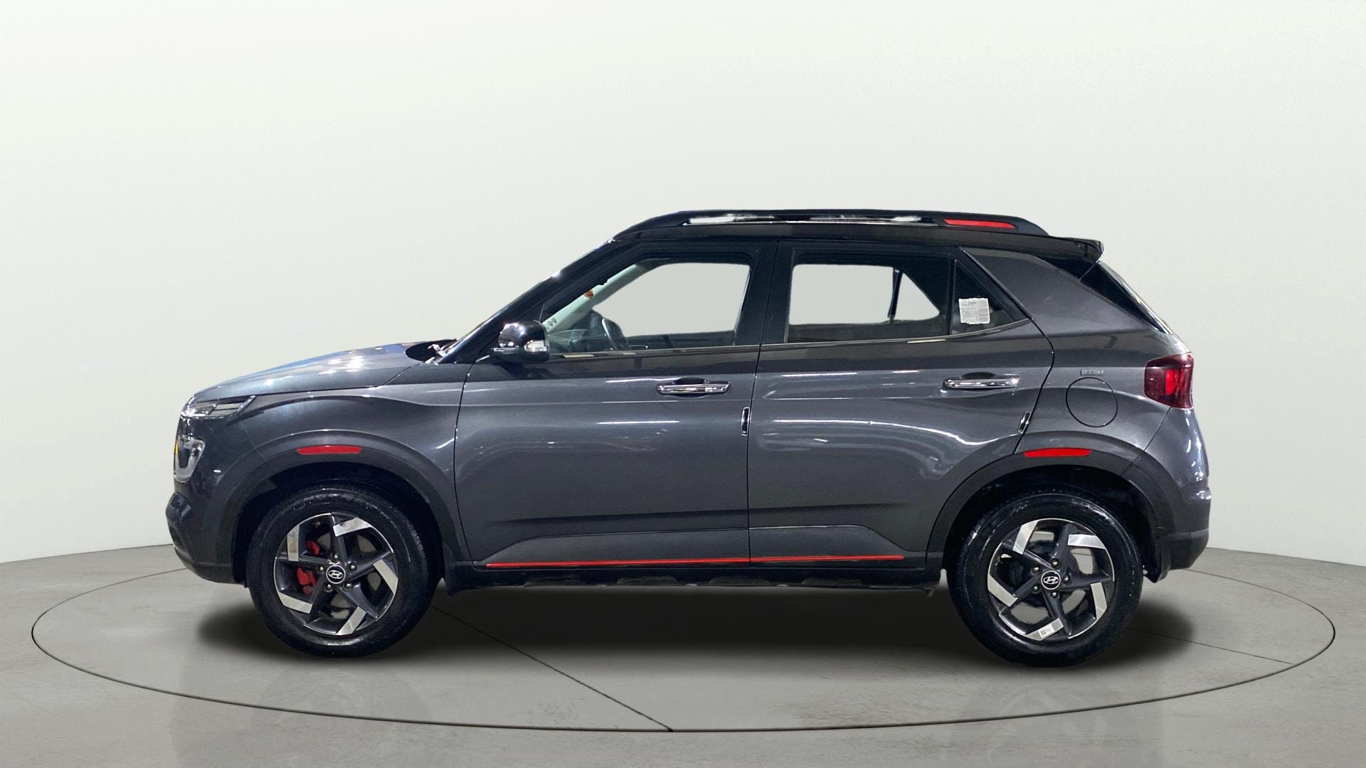 View 2021 Hyundai Venue SX Plus 1.0 Petrol AT Dual Tone Image 6 Used 2021 Hyundai Venue SX Plus 1.0 Petrol AT Dual Tone Image 6