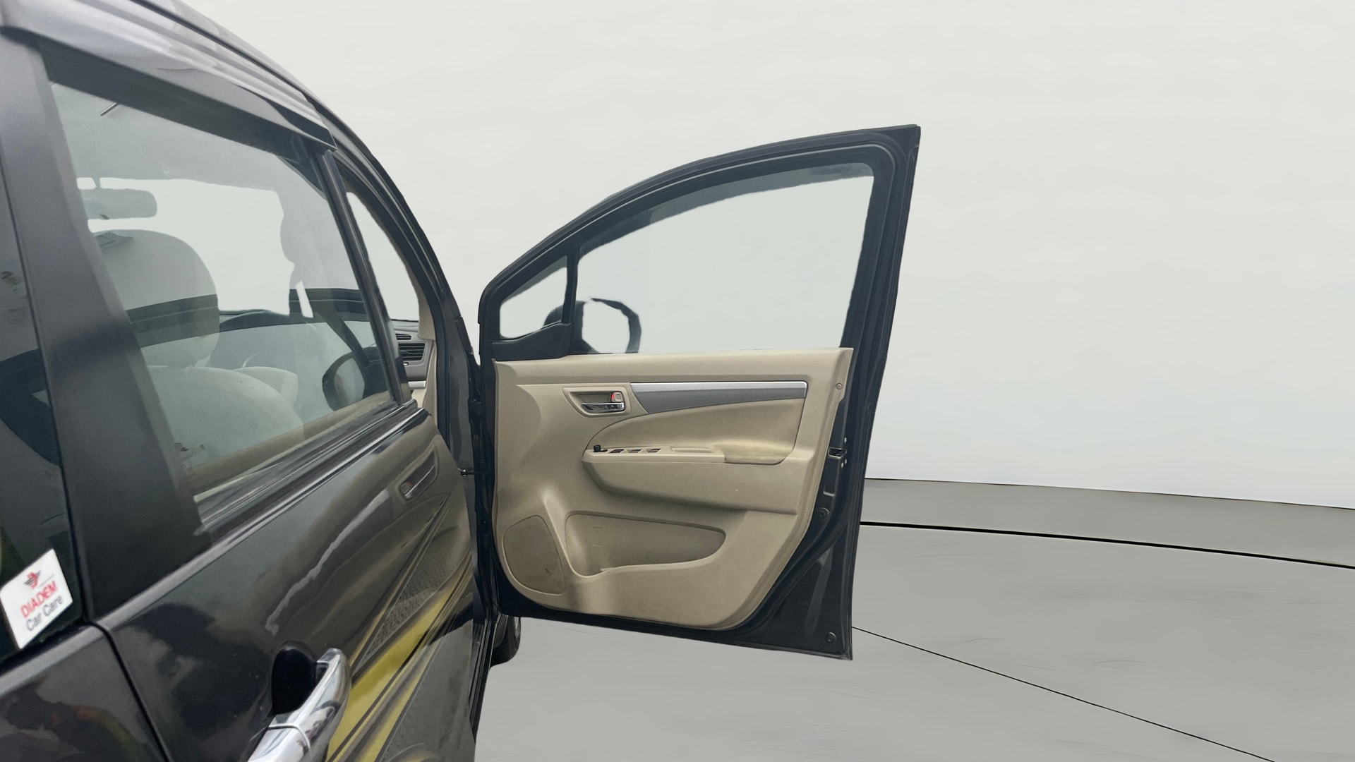 View 2018 Maruti Suzuki 1000 Base Variant Image 44 Used 2018 Maruti Suzuki 1000 Base Variant Image 44