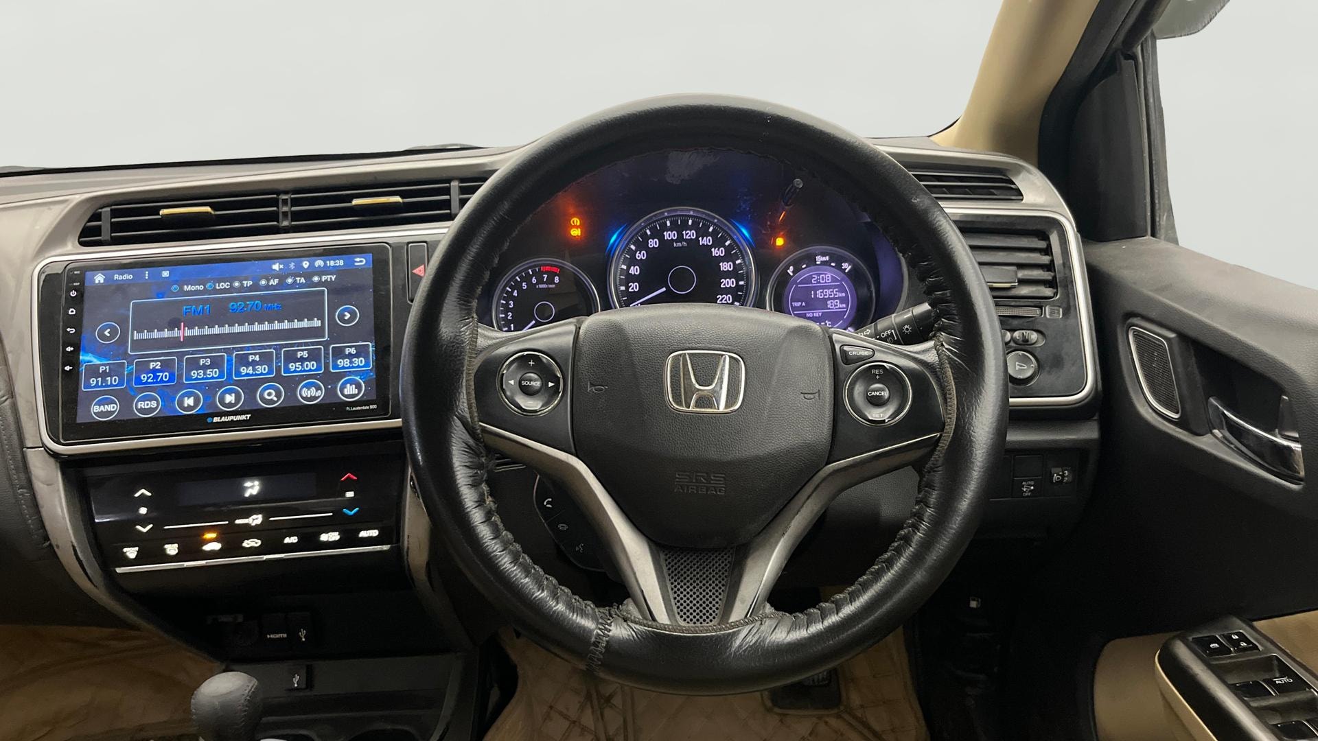 View 2017 Honda City ZX MT Diesel Anniversary Edition Image 21 Used 2017 Honda City ZX MT Diesel Anniversary Edition Image 21
