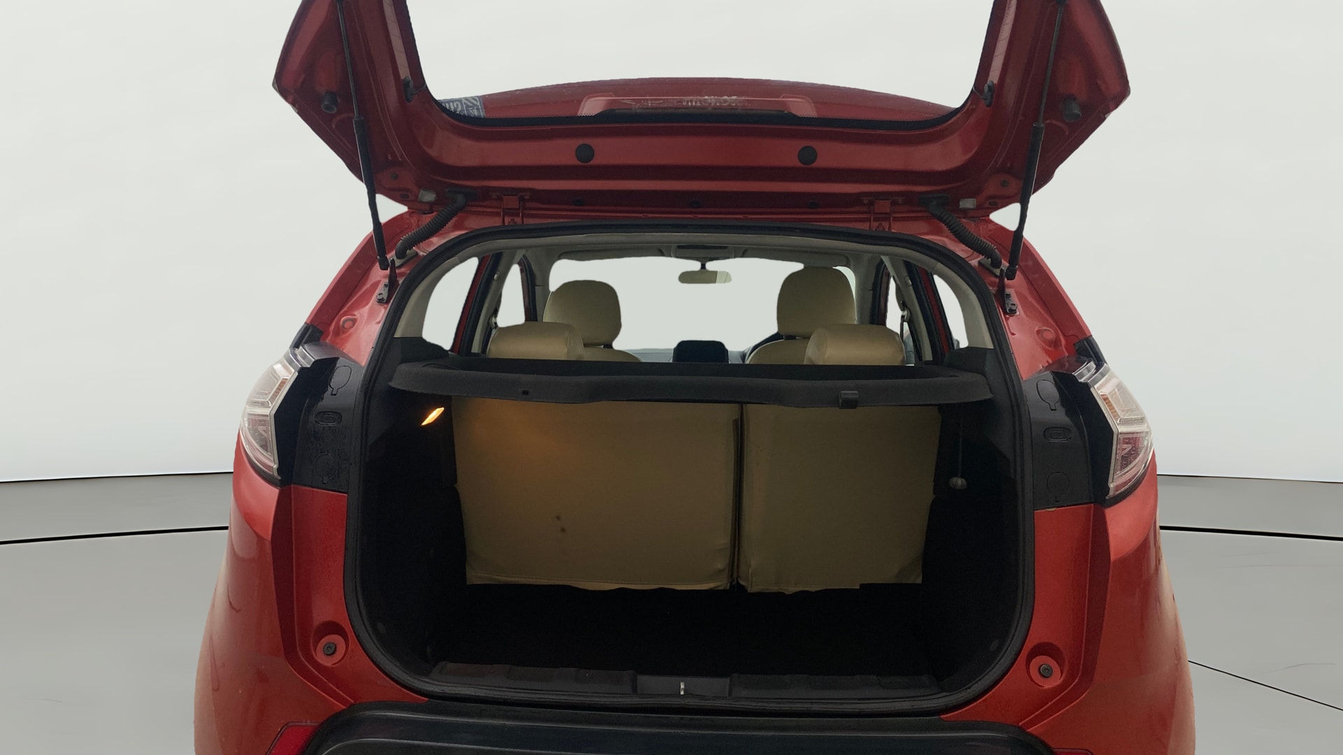 View 2019 Tata Nexon Revotron XE Image 38 Used 2019 Tata Nexon Revotron XE Image 38