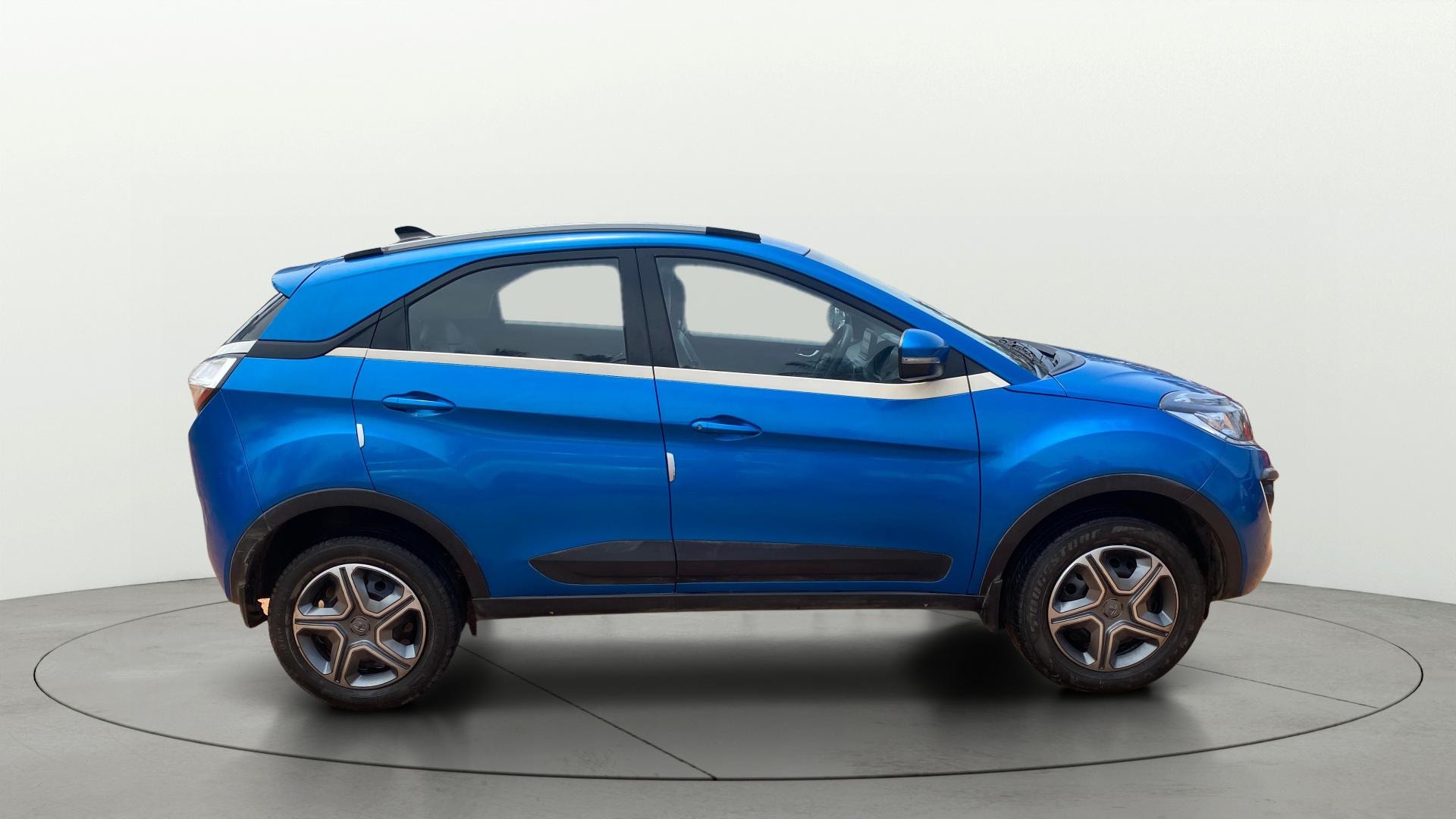 Used 2018 Tata Nexon Used 2018 Tata Nexon