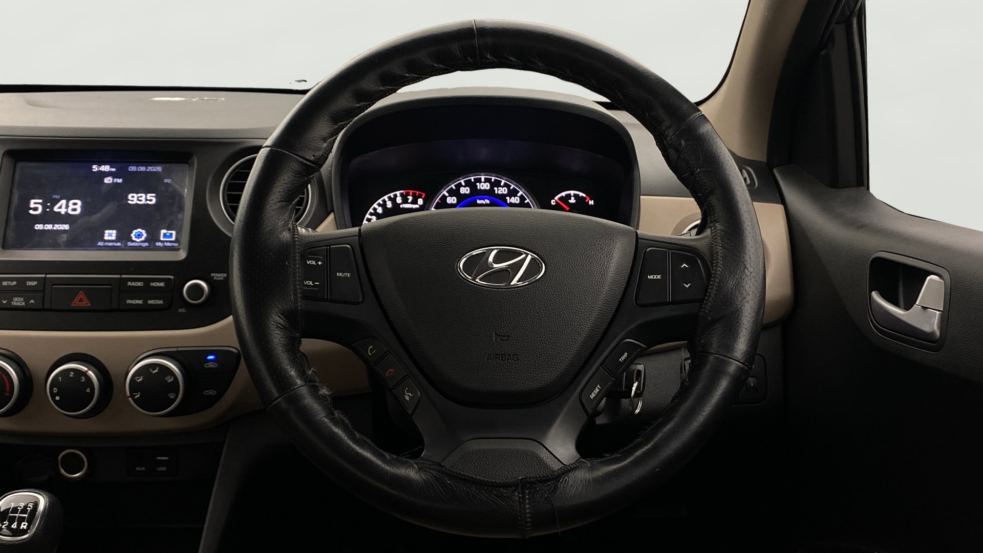 View 2019 Hyundai Grand i10 Sportz 1.2 Kappa Image 20 Used 2019 Hyundai Grand i10 Sportz 1.2 Kappa Image 20