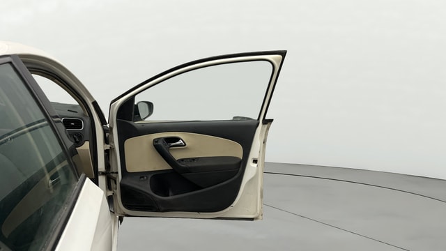 View Skoda Rapid Image 43 Used Skoda Rapid Image 43