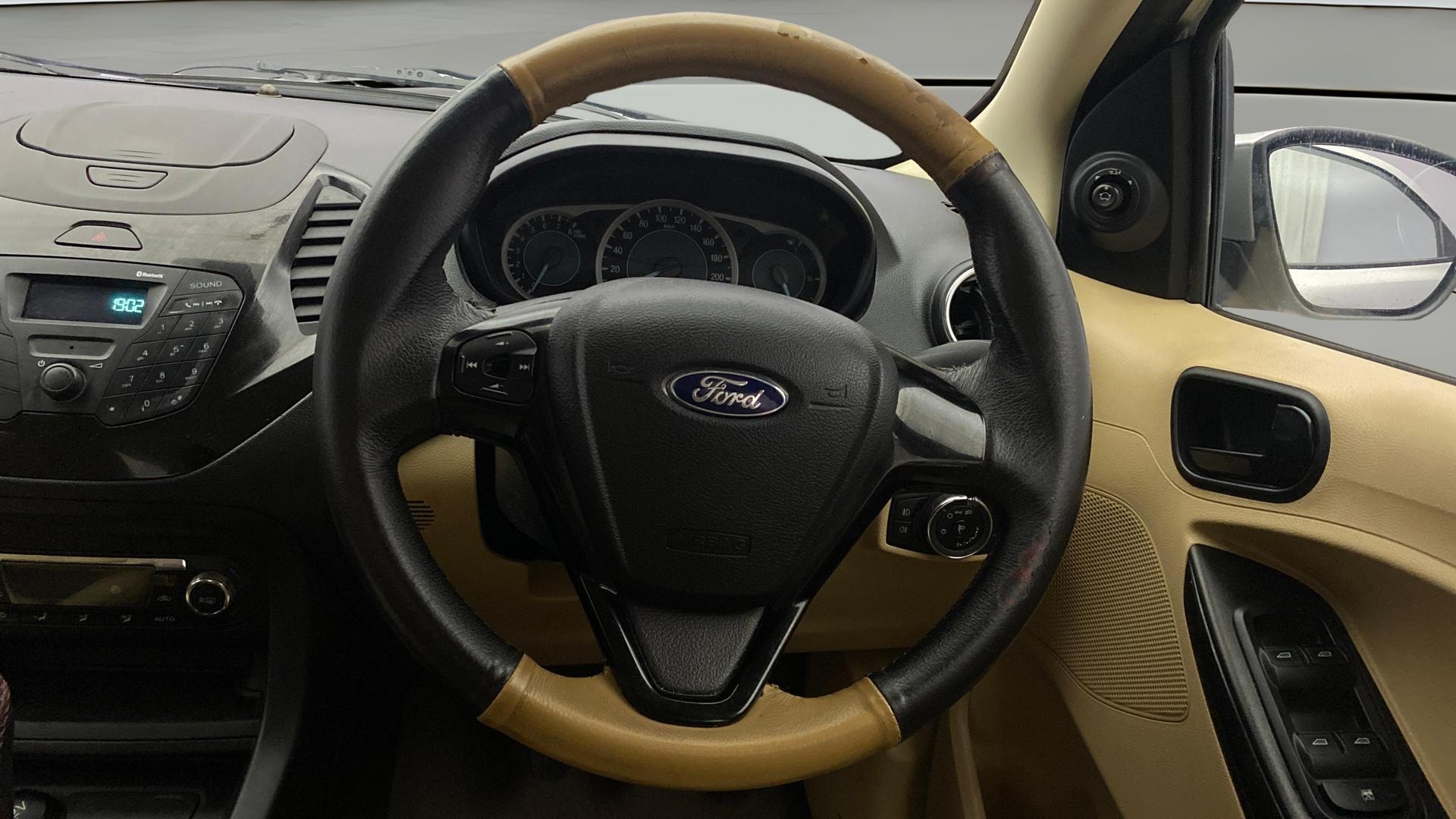 View 2016 Ford Figo Aspire 1.2P Ambiente MT BS IV Image 12 Used 2016 Ford Figo Aspire 1.2P Ambiente MT BS IV Image 12