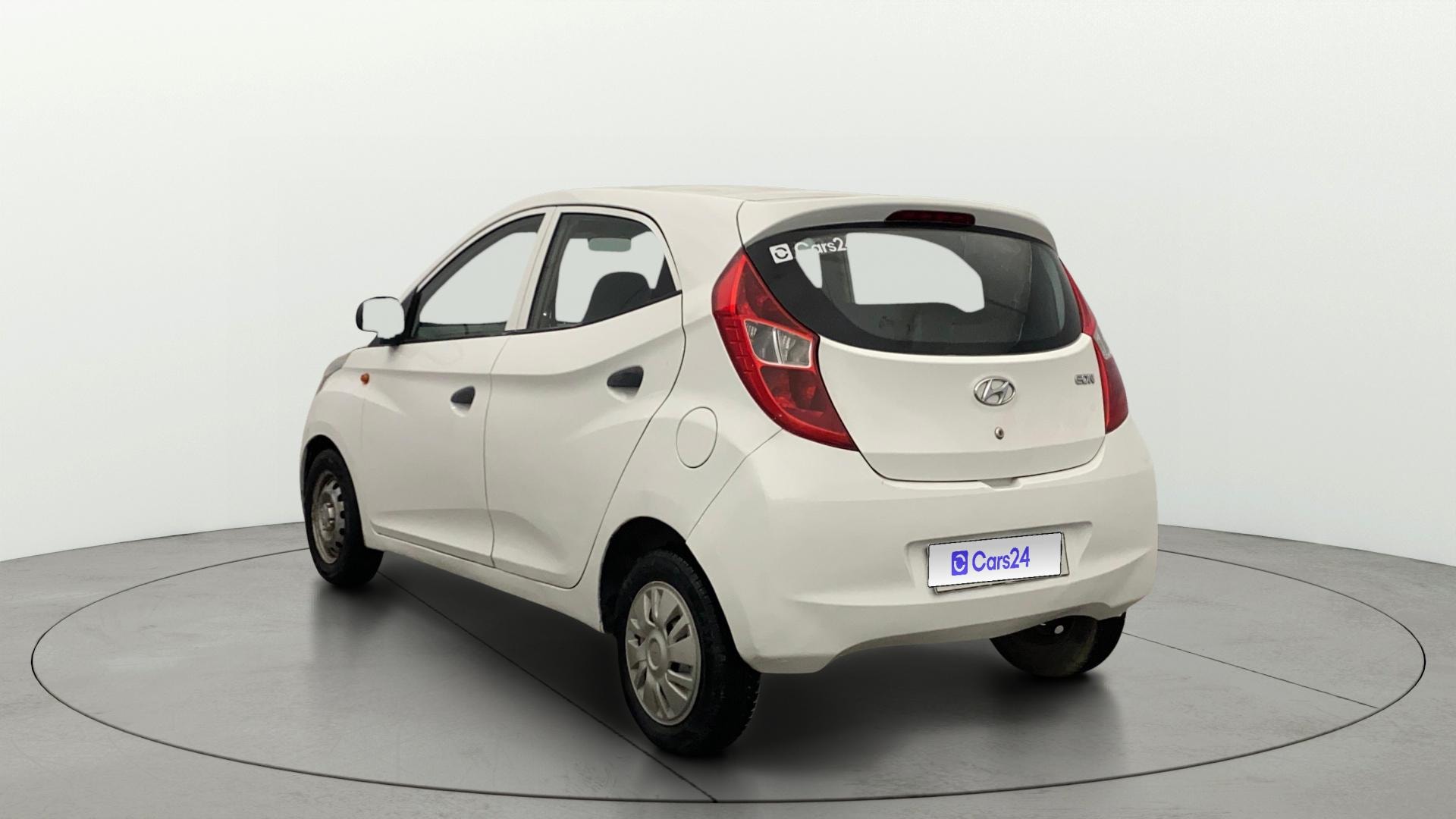 View 2017 Hyundai EON Era Plus Image 2 Used 2017 Hyundai EON Era Plus Image 2