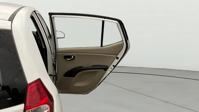 View Hyundai i10 Image 7 Used Hyundai i10 Image 7