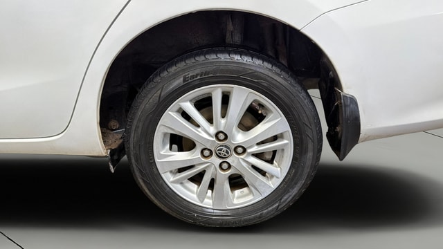 View Toyota Yaris Image 12 Used Toyota Yaris Image 12