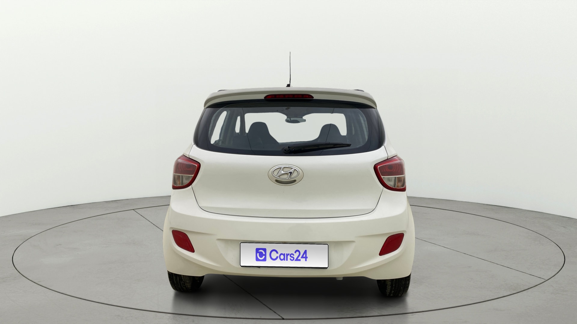 View 2015 Hyundai Grand i10 Asta AT 1.2 Kappa VTVT Image 39 Used 2015 Hyundai Grand i10 Asta AT 1.2 Kappa VTVT Image 39