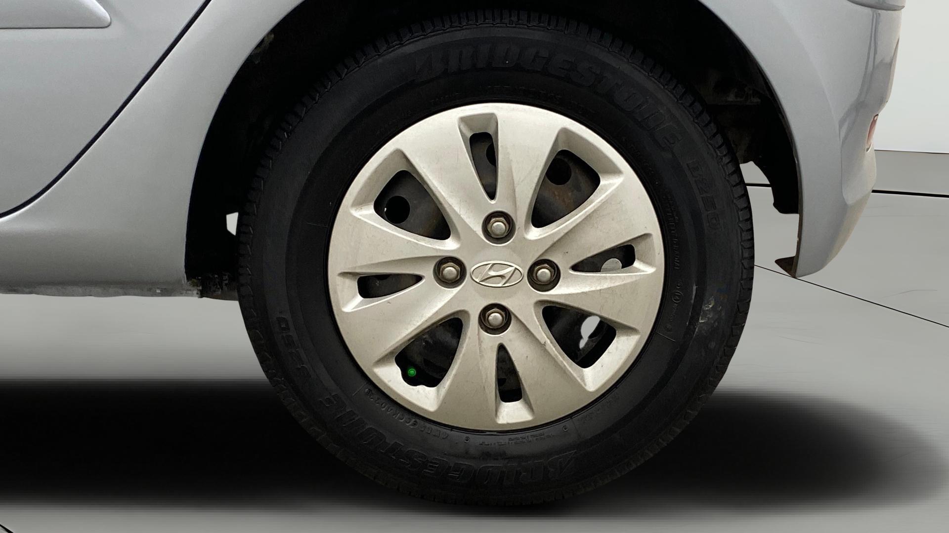 View 2013 Hyundai i10 1.2 Sportz AT Image 11 Used 2013 Hyundai i10 1.2 Sportz AT Image 11