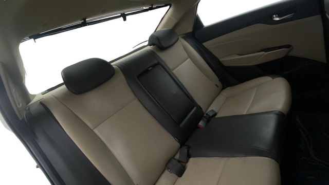 View Hyundai Verna Image 31 Used Hyundai Verna Image 31