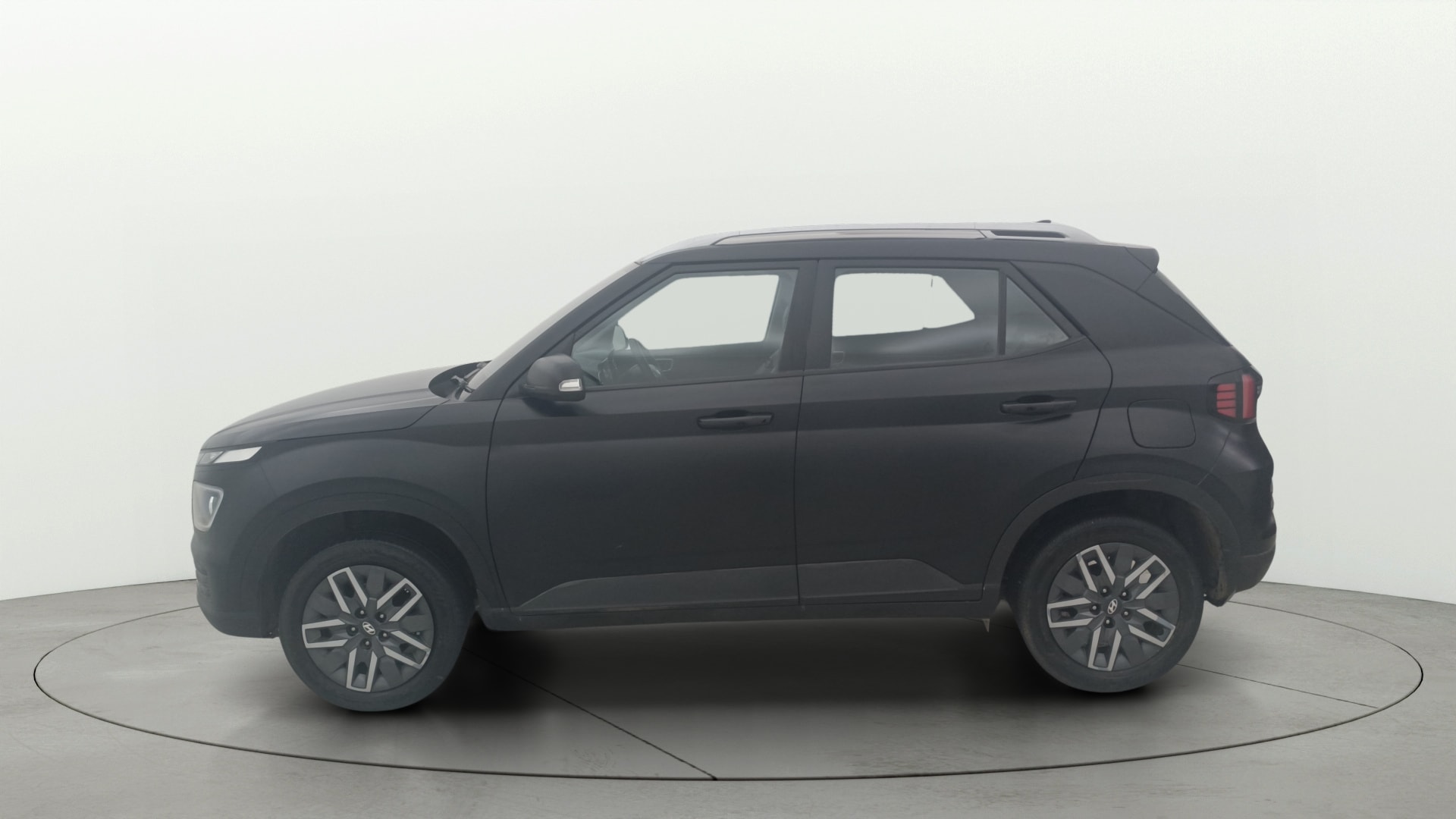 View 2023 Hyundai Venue S (O) 1.0 Turbo Petrol MT Image 6 Used 2023 Hyundai Venue S (O) 1.0 Turbo Petrol MT Image 6