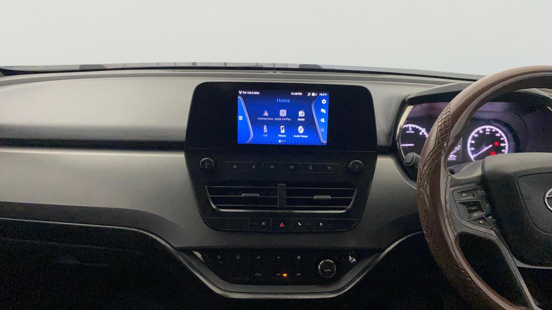 View 2021 Tata Harrier XE Image 18 Used 2021 Tata Harrier XE Image 18