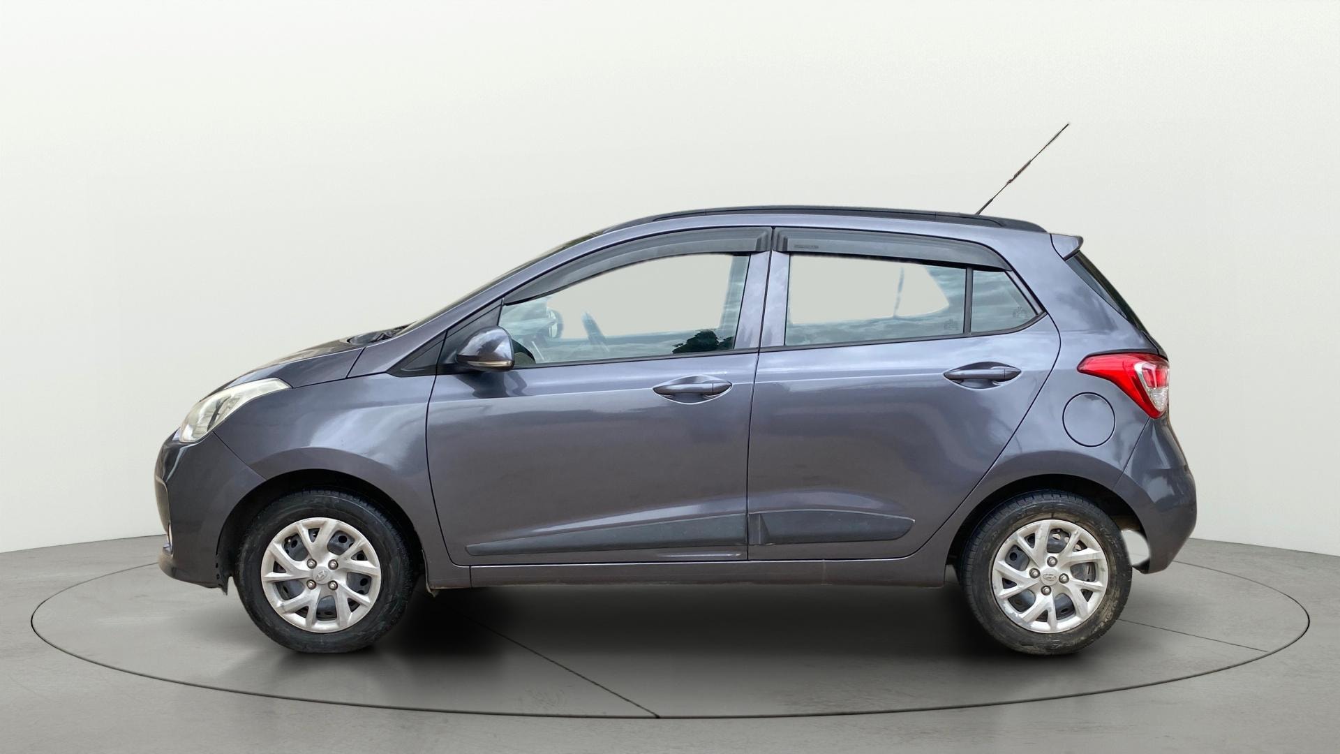Used 2017 Hyundai Grand i10 Used 2017 Hyundai Grand i10