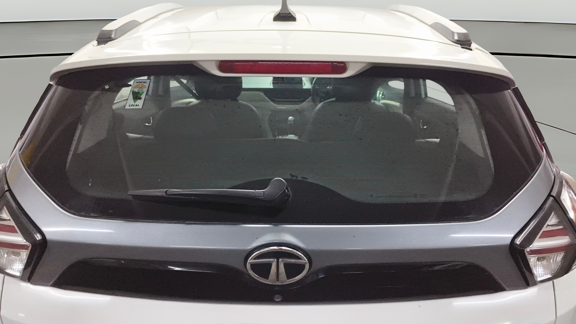 View 2021 Tata Nexon Revotron XE Image 4 Used 2021 Tata Nexon Revotron XE Image 4