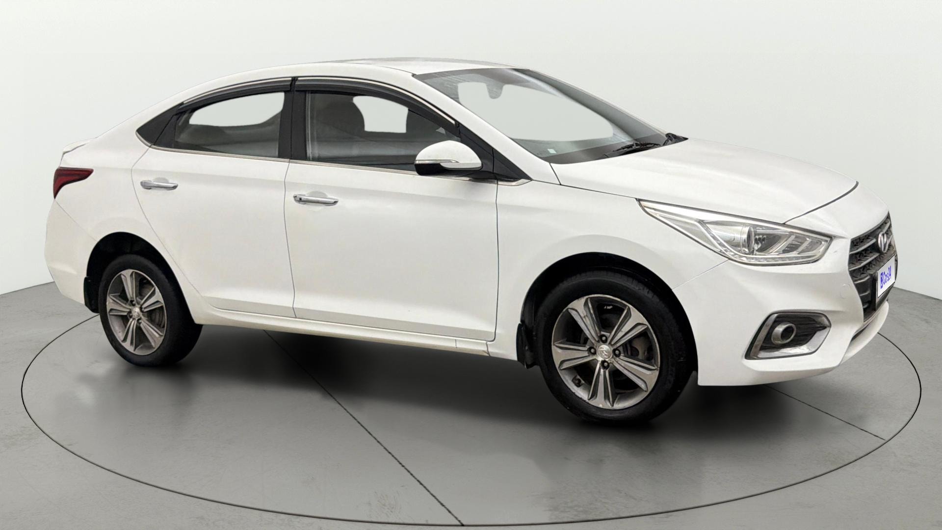 View 2019 Hyundai Verna 1.6 VTVT SX Image 38 Used 2019 Hyundai Verna 1.6 VTVT SX Image 38