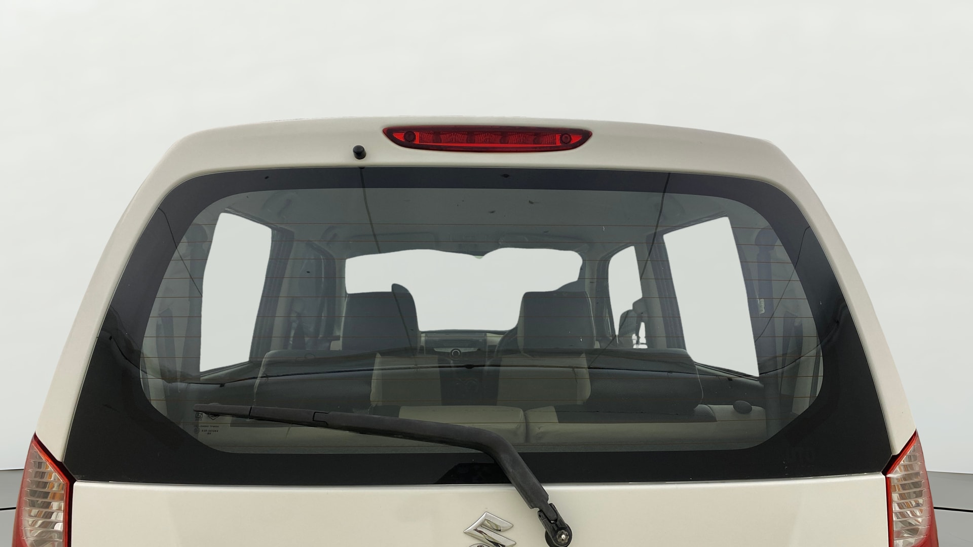 View 2017 Maruti Suzuki 1000 Base Variant Image 4 Used 2017 Maruti Suzuki 1000 Base Variant Image 4